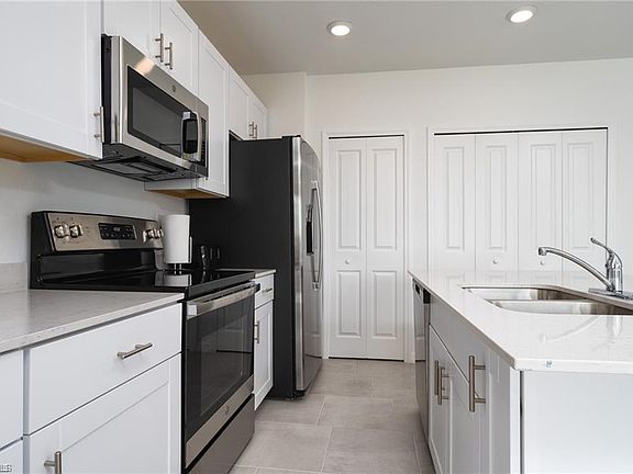 5th image of 14267 Oviedo PL