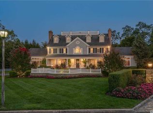 6 Pond Field Ct, Cold Spring Harbor, NY 11724