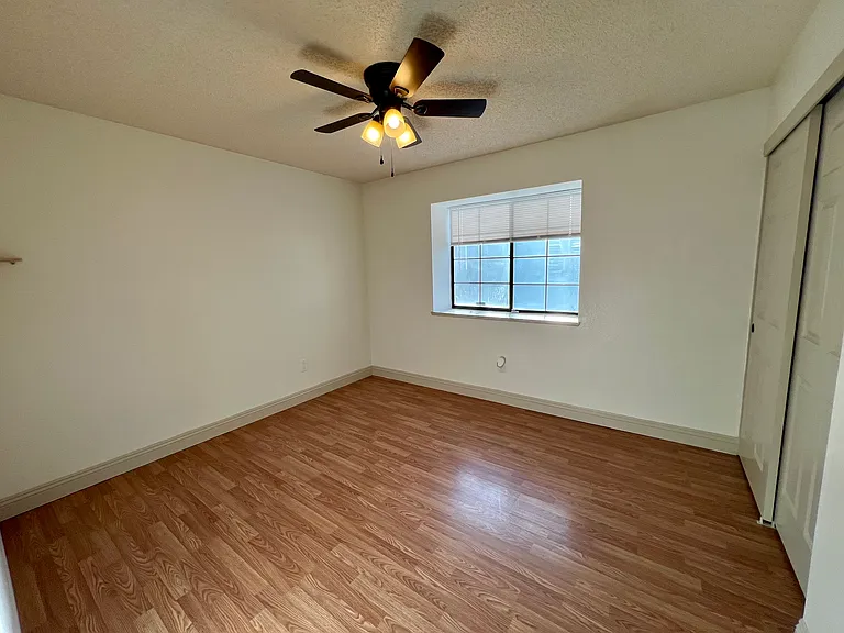6024 Billabong Ct — Photo 6