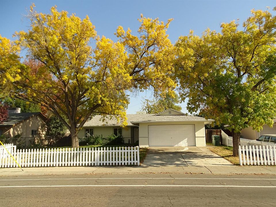 1st image of 6816 Larchmont Dr