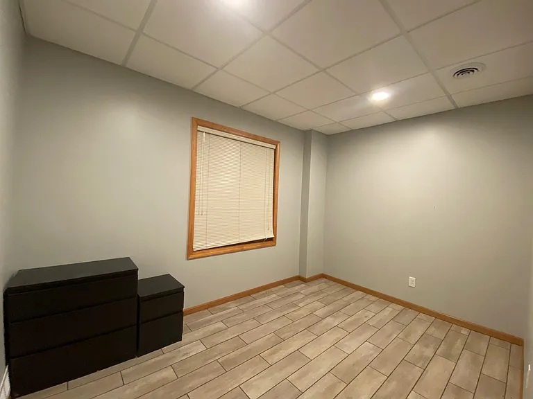 7805 Rutherford Ct — Photo 41