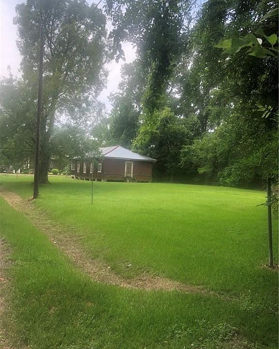 2nd image of 601 Copal St