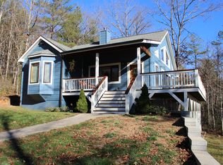 102 Red Cedar Ln, Franklin, NC 28734