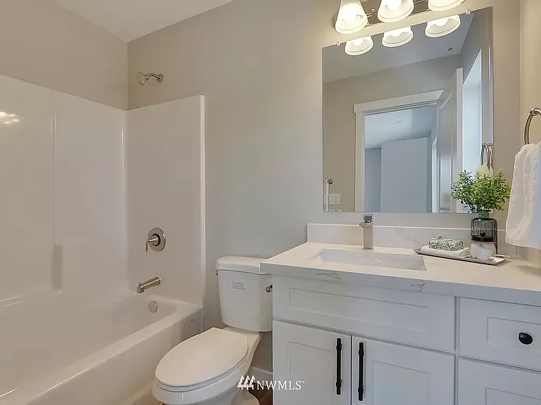 234 S 70th St #1 — Photo 5
