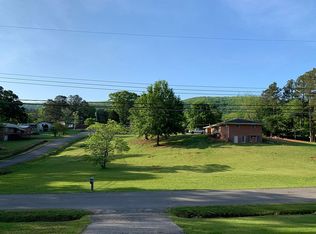 4207 Springhill Dr, Anniston, AL 36201