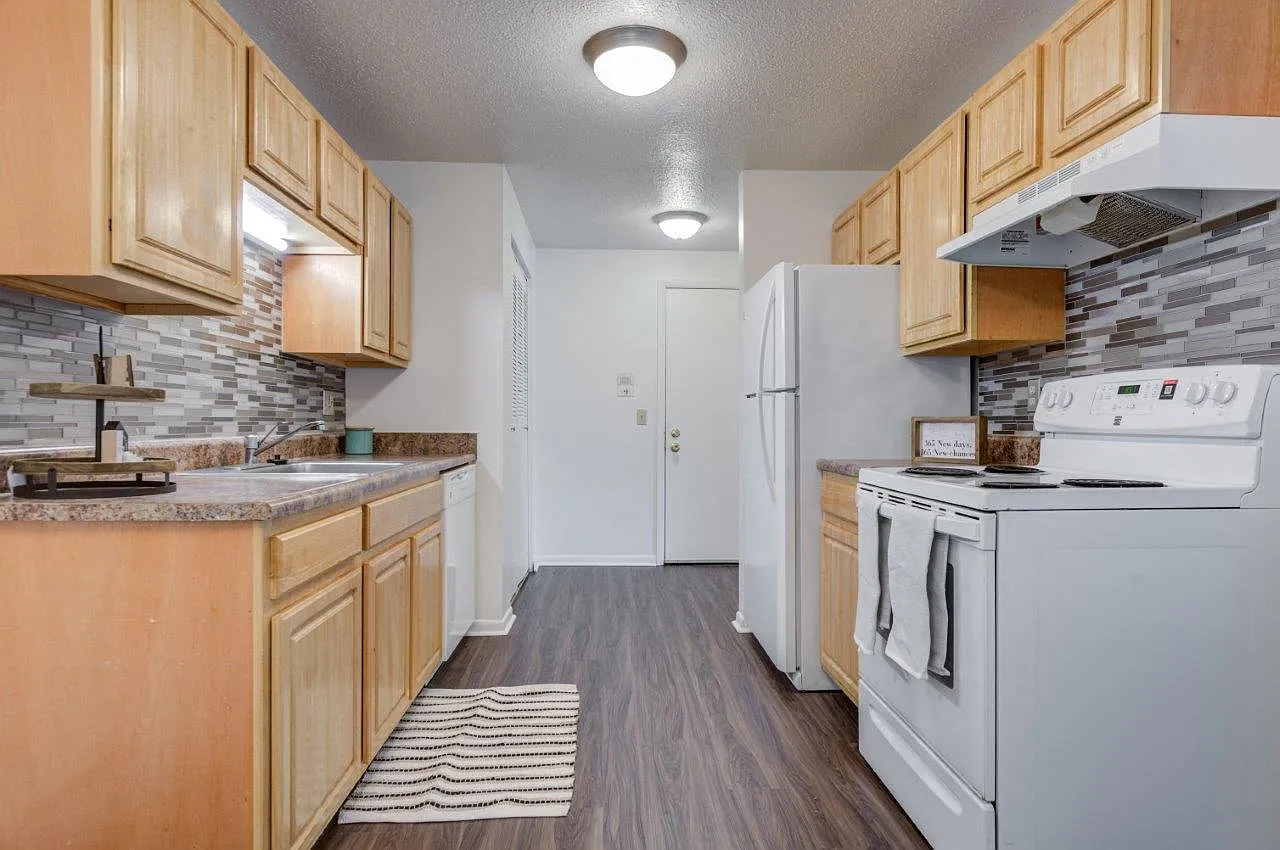 Henrietta Highlands Apartment Homes — Photo 1