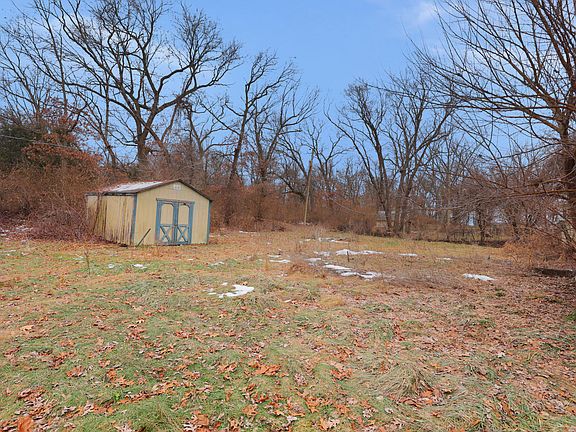 4th image of 2627 E 1071 N