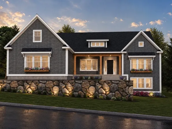 3 Diane Way, Westport, MA 02790