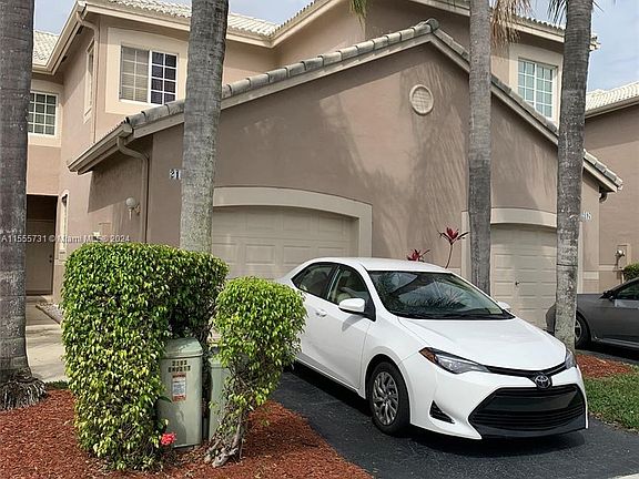3rd image of 2193 Salerno Cir