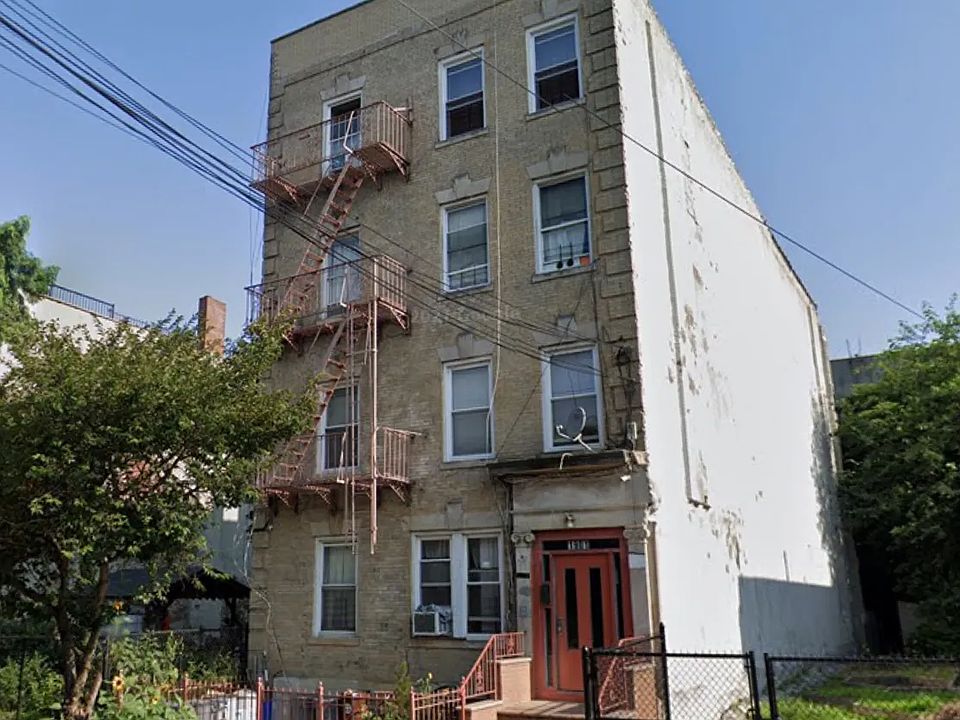 1st image of 1901 Bergen St #8FAM