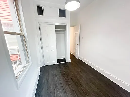 Rented by Ulas Real Estates Inc | media 28