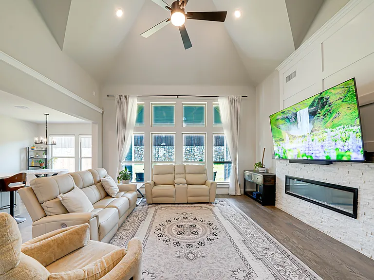 727 Stearman Ln — Photo 14