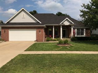 1618 Viking Dr, Bourbonnais, IL 60914