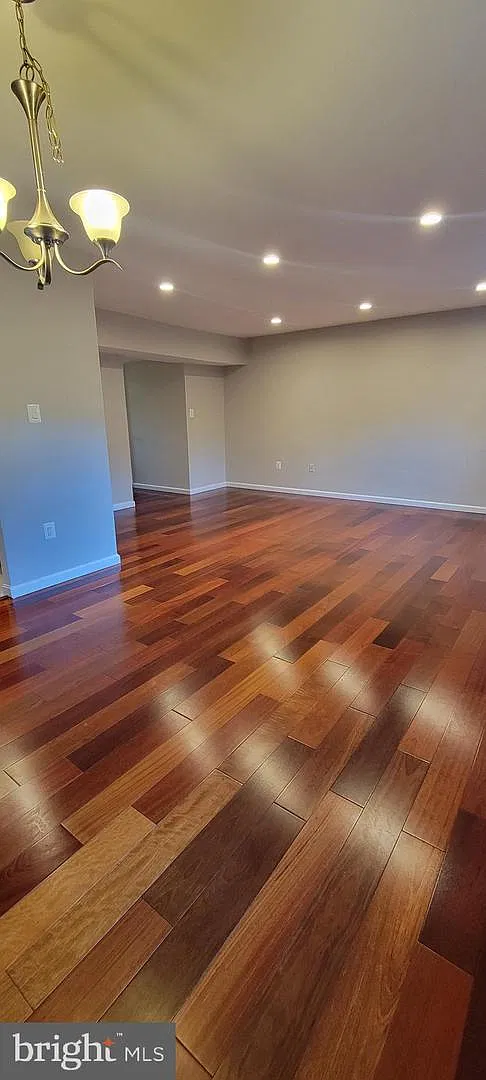 Landsend Dr, Gaithersburg — Photo 3