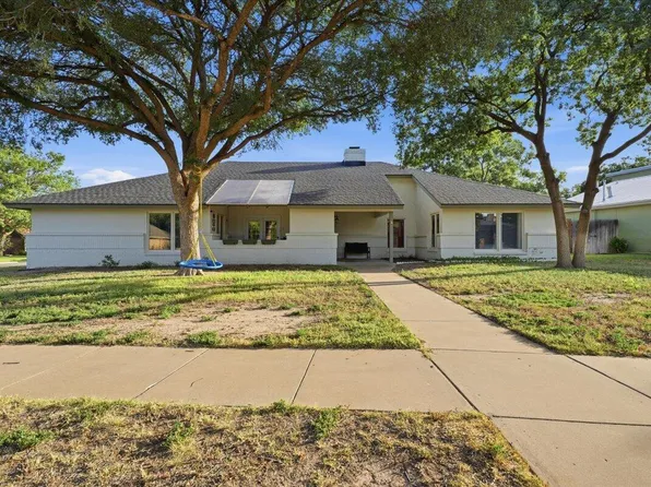 3522 92nd St, Lubbock, TX 79423