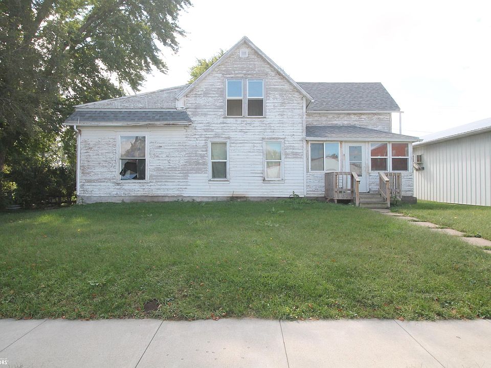 1st image of 604 Iowa Ave