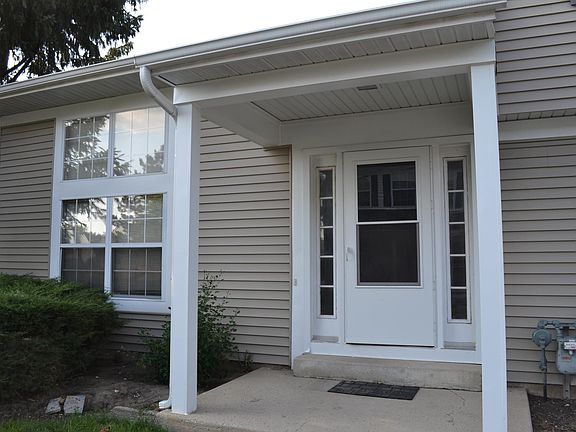 2nd image of 312 Wisteria Dr