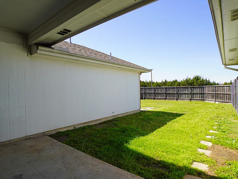2161 Teagle Dr — Photo 27