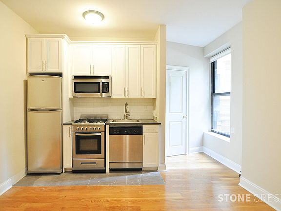3rd image of 225 Central Park N #110