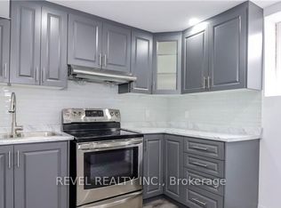 54 Golden Meadow Rd, Barrie, ON L4N 7G5