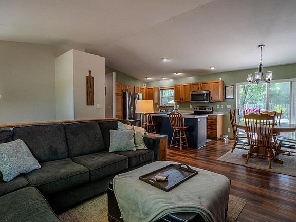5th image of 4611 HOLLY AVENUE