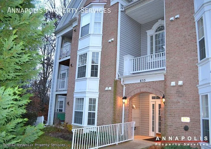 655 burtons cove way # 7 — Photo 2