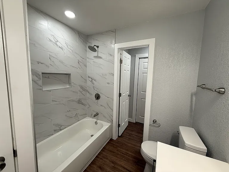 218 E Bridge St #12 — Photo 13