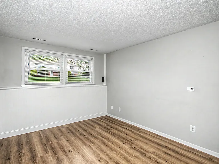 1411 Georgia Ave — Photo 7