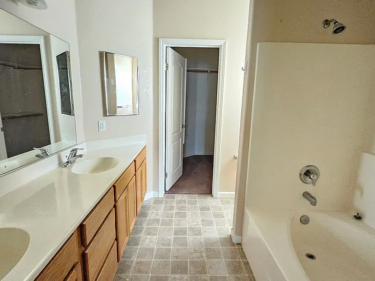 8307 Charles Pl — Photo 10