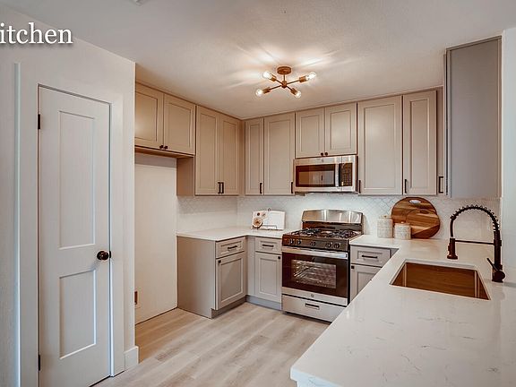 4th image of 11604 Pearwood Pl