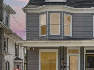 28 N Grant St, Manheim, PA 17545