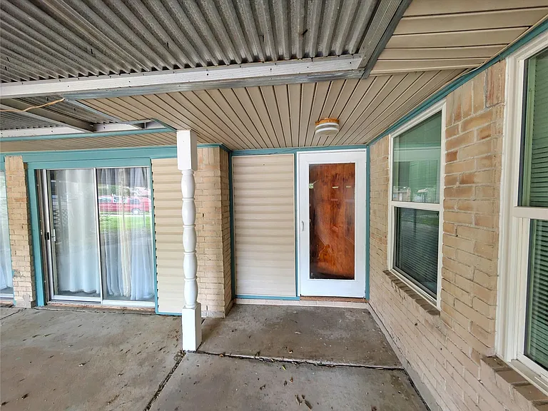 4919 Connorvale Rd — Photo 3