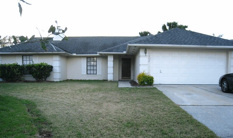 1st image of 1002 Gould Pl