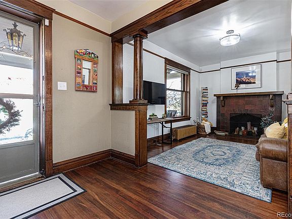 4th image of 2049 N Gaylord St