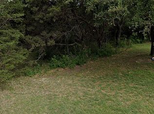 910 Guadalupe River Dr, Granbury, TX 76048