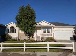 6741 S High Bluff Dr, West Jordan, UT 84081