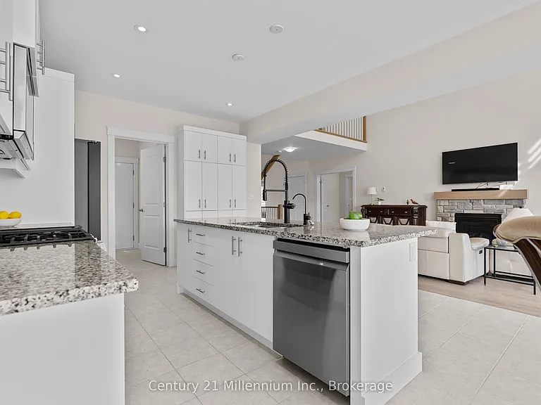 103 Laurens Ln — Photo 23