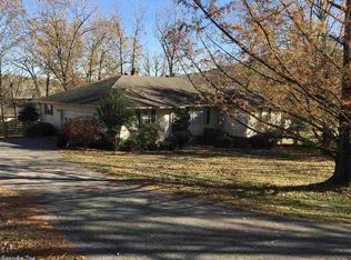 210 Sawmill Rd, Batesville, AR 72501