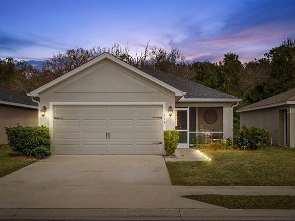 2nd image of 979 Pearly Ridge Ln