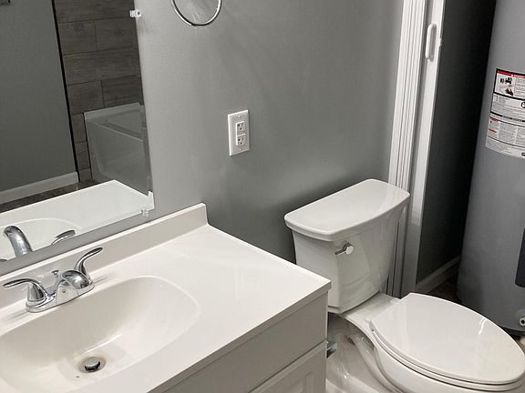 2nd image of 157 Warns Ln APT 3