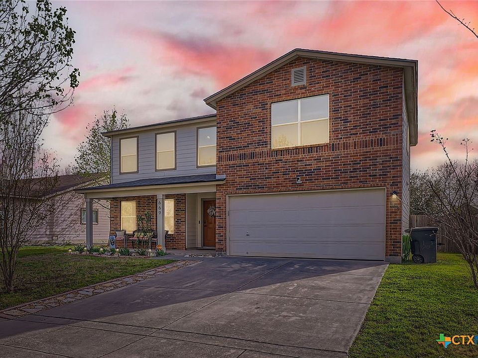 1st image of 669 Northgap Dr