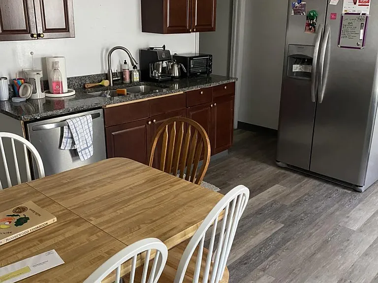 79 Oak St — Photo 12