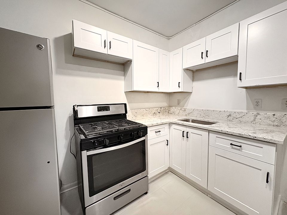 1st image of 240 Main St #1B