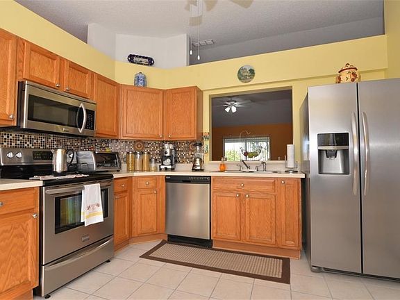 3rd image of 151 Larchmont Dr