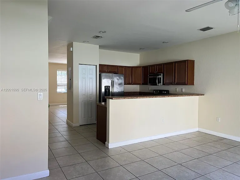 8913 W 35th Way — Photo 17