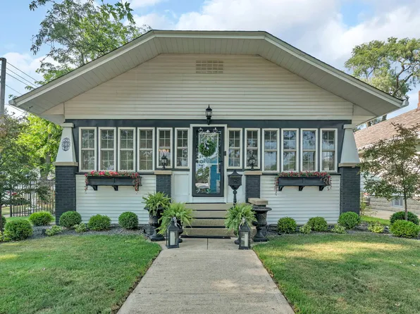 804 E Jackson St, Morris, IL 60450