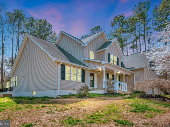 3321 Hidaway Ct, Bumpass, VA 23024