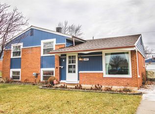 11907 19 Mile Rd, Sterling Heights, MI 48313