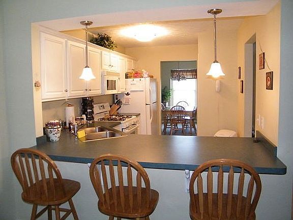 5th image of 109 Beery Dr Unit 9