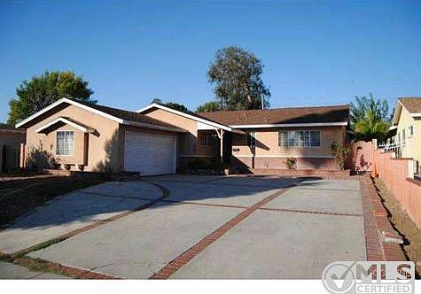 2nd image of 9727 Saloma Ave